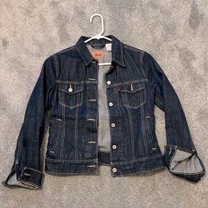 Levi’s Women’s Jacket Size Medium Great Condition